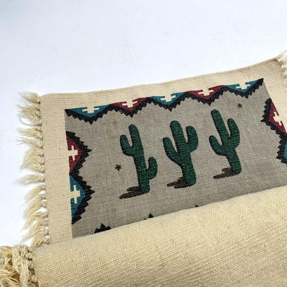 Southwestern tan cactus placemats - Picture 4 of 4